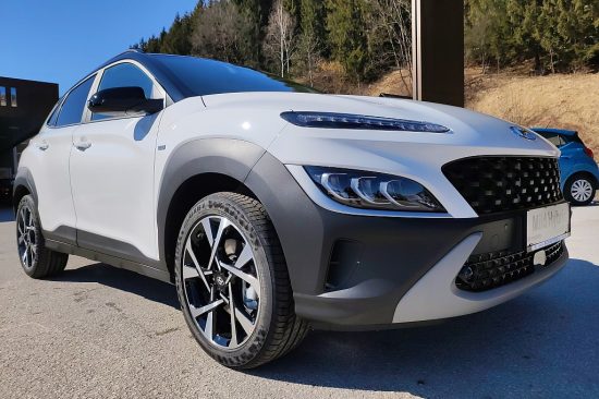 Hyundai Tucson 1,6 T-GDI Hybrid 4WD Prestige Line Aut. bei Auto Schnitzer in 