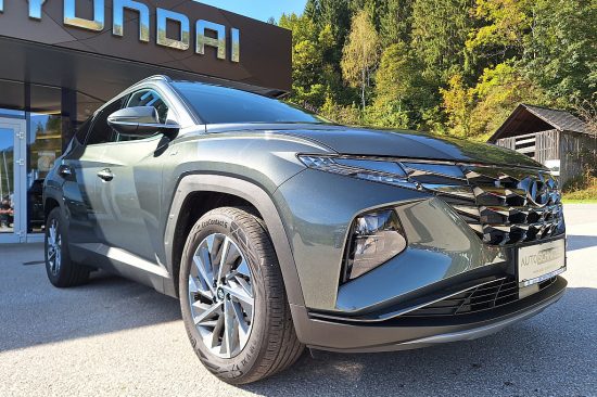 Hyundai Tucson 1,6 T-GDI Hybrid 4WD Trend Line Aut. bei Auto Schnitzer in 